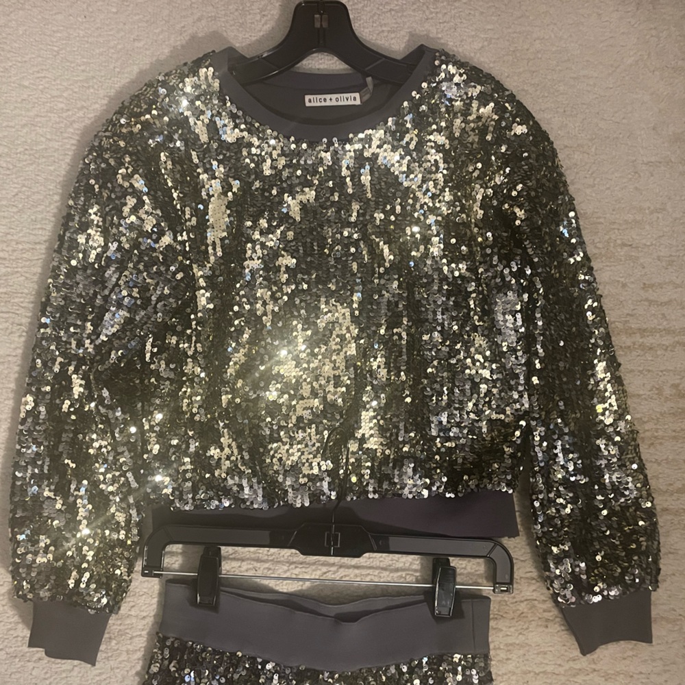 Alice and Olivia sequin 2 piece set worn only once out & also for a photoshoot